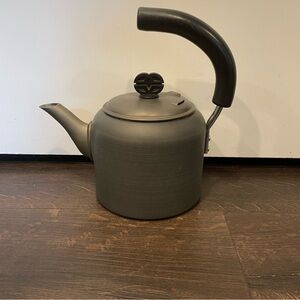 VTG Calphalon Metal Tea Pot Kettle Made In Ireland Anodized 2 QT Celtic Finial